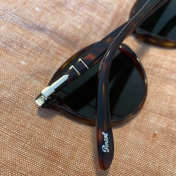 Persol 3092 Sunglasses LIKE NEW - Picture 9 of 11